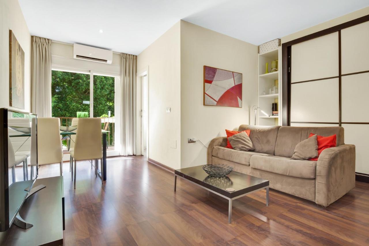 Rocio Anexo By Ivi Real Estate Apartment ตอร์เรโมลิโนส ภายนอก รูปภาพ